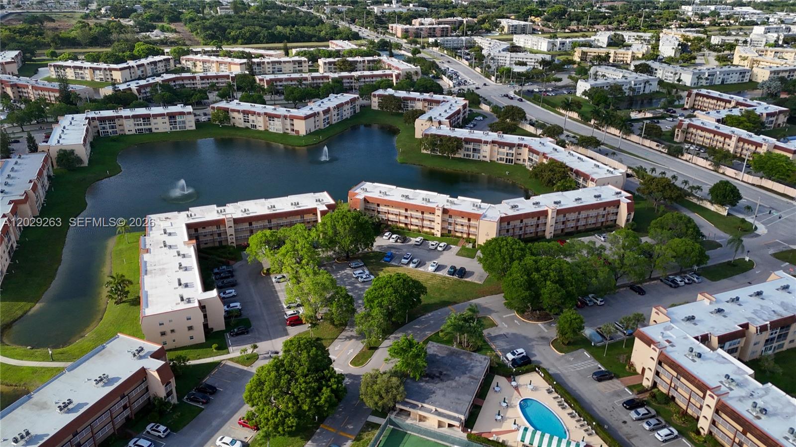 SUNRISE LAKES 71 CONDO - Residential