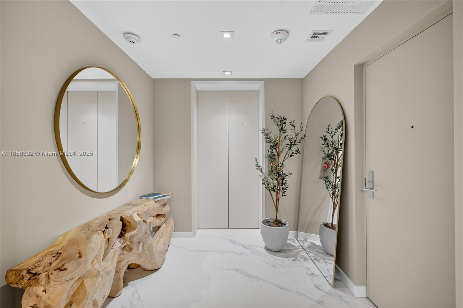 2200 FORT LAUDERDALE BEAC - Residential
