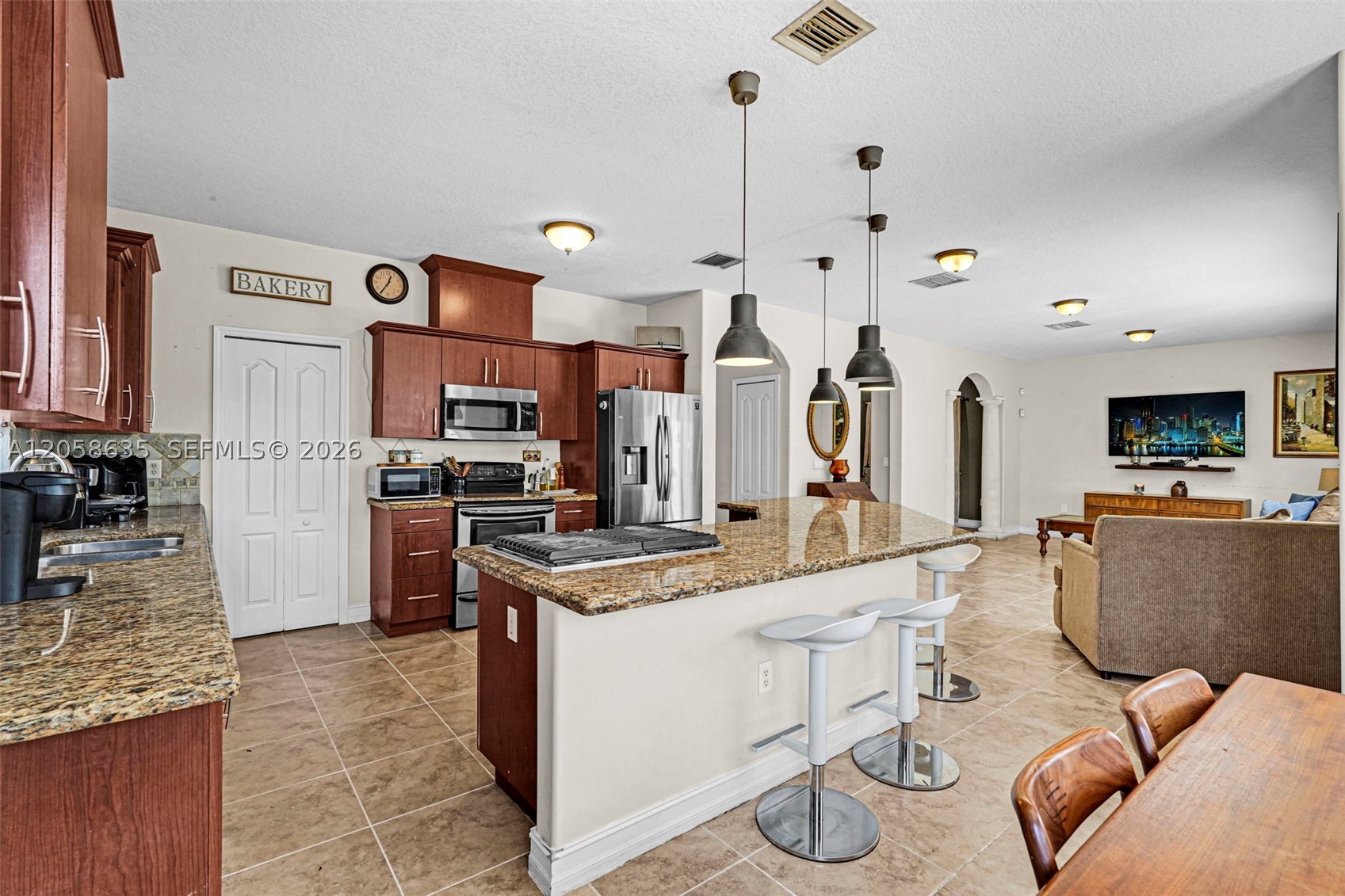 RIEUMONT ESTATES - Residential