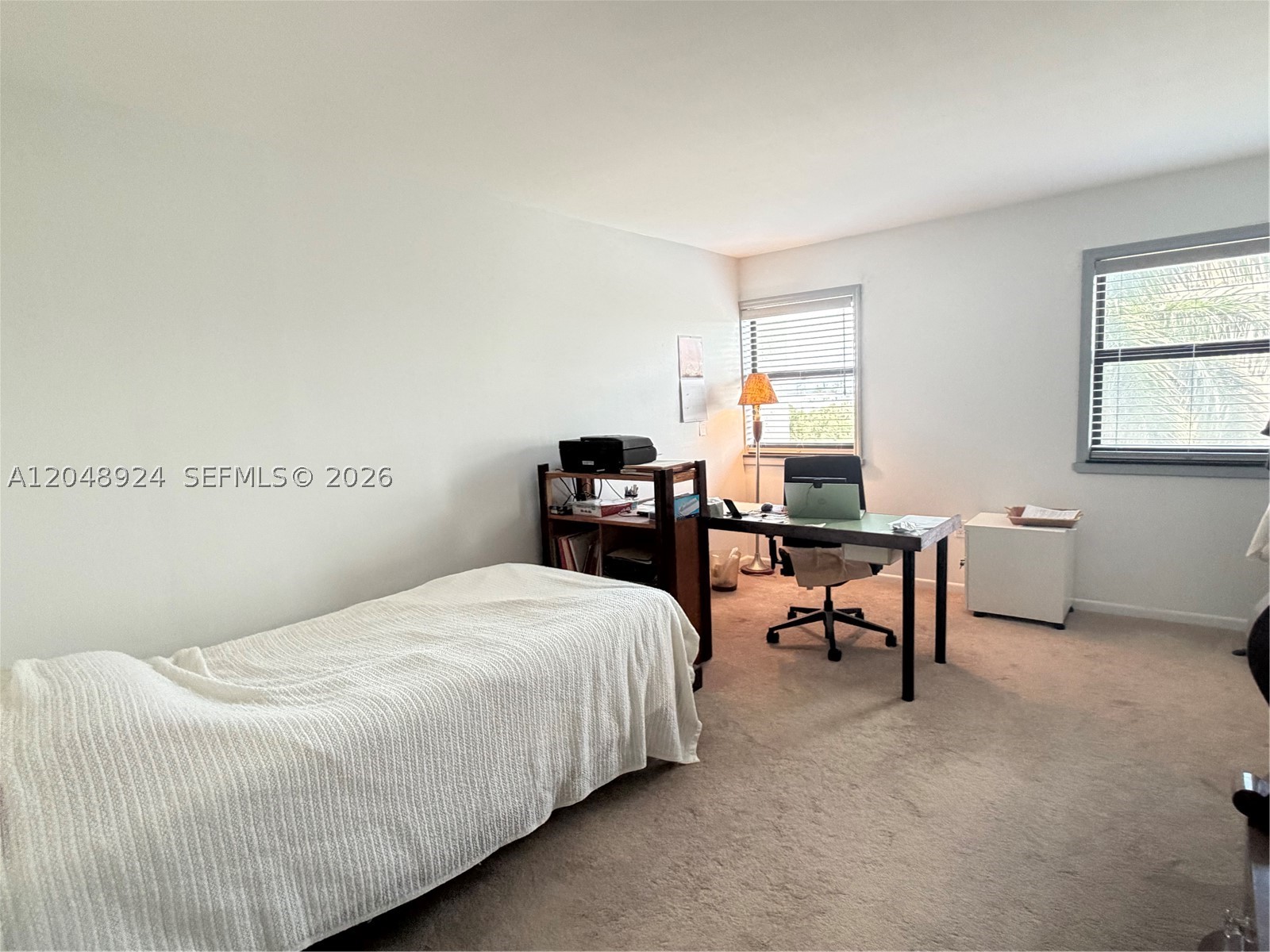 SUMMIT CONDO - Residential