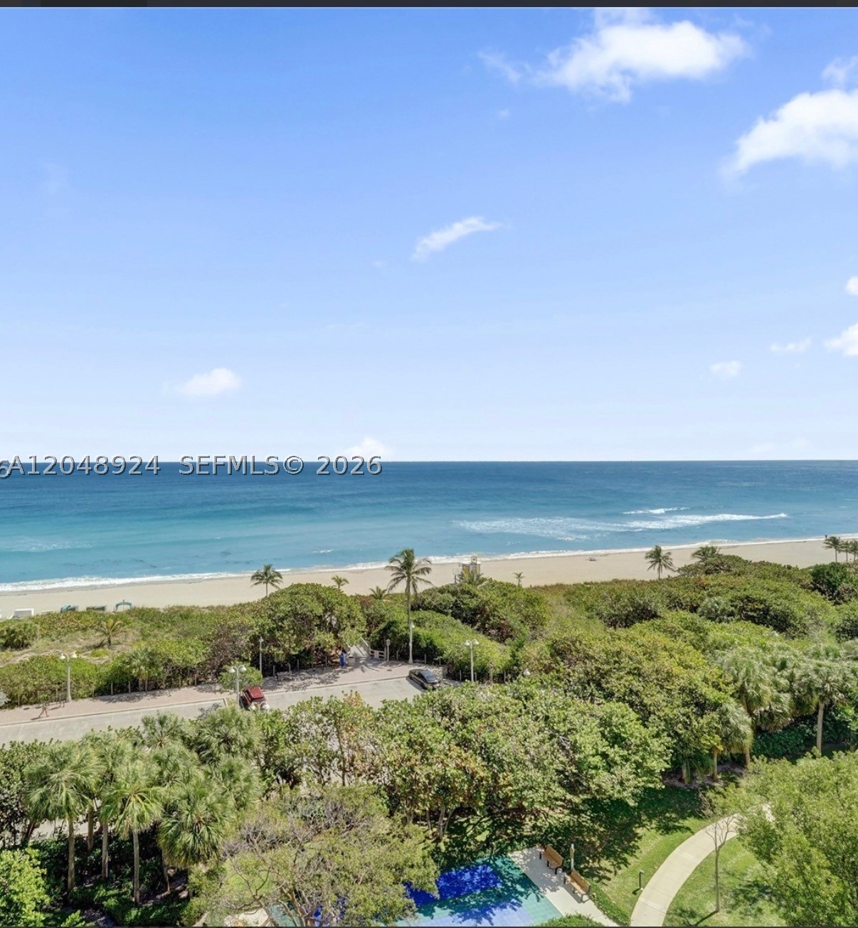 SUMMIT CONDO - Residential