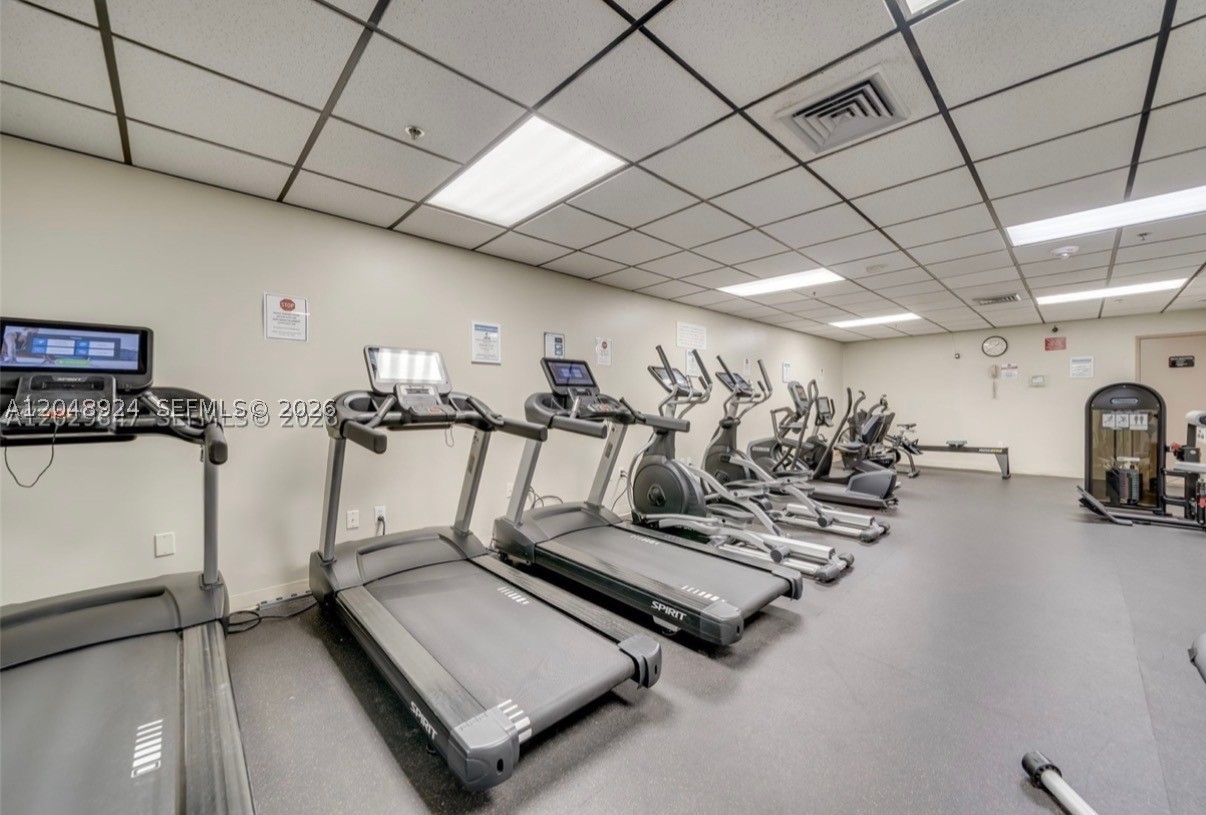 SUMMIT CONDO - Residential
