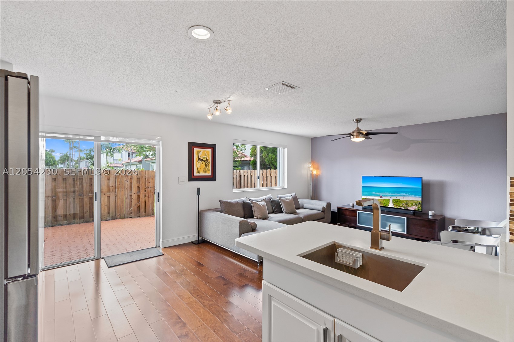 DORAL LANDINGS TOWNHOMES - Residential Lease