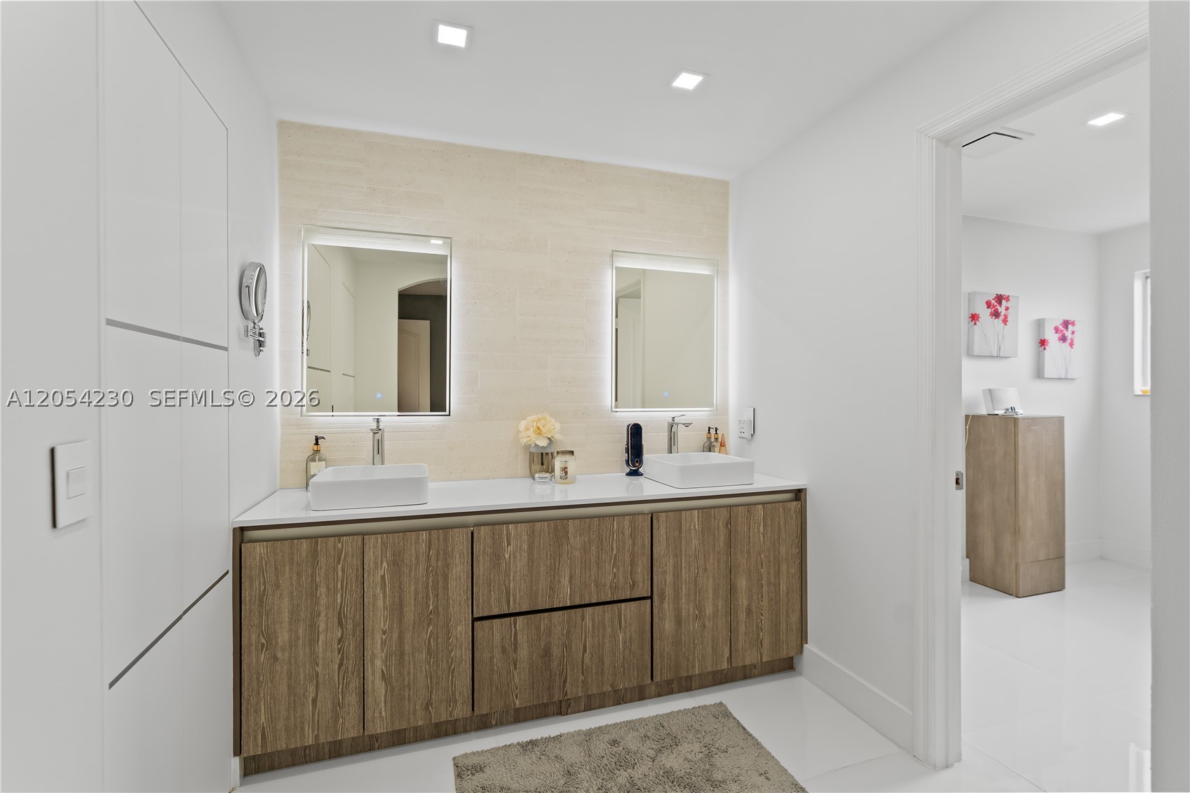 DORAL LANDINGS TOWNHOMES - Residential Lease