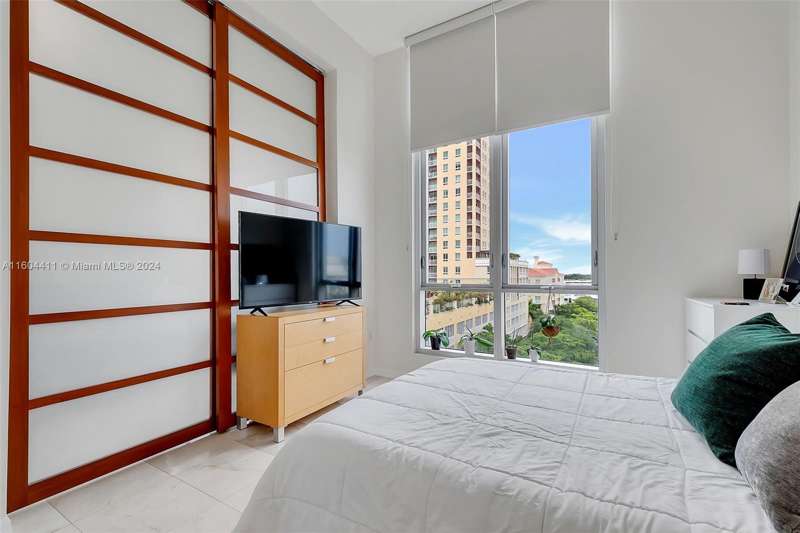 METROPOLIS I AT DADELAND - Residential Lease