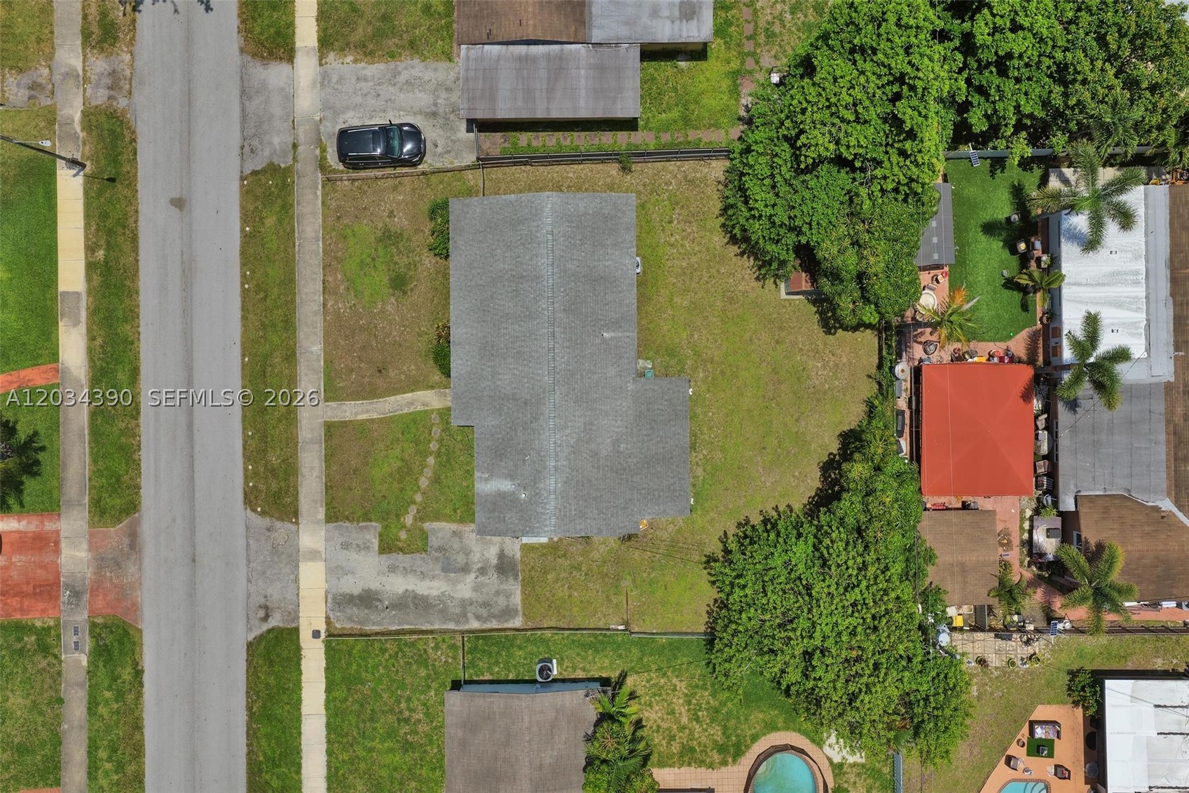 BERKELEY MANOR SEC 2 - Residential