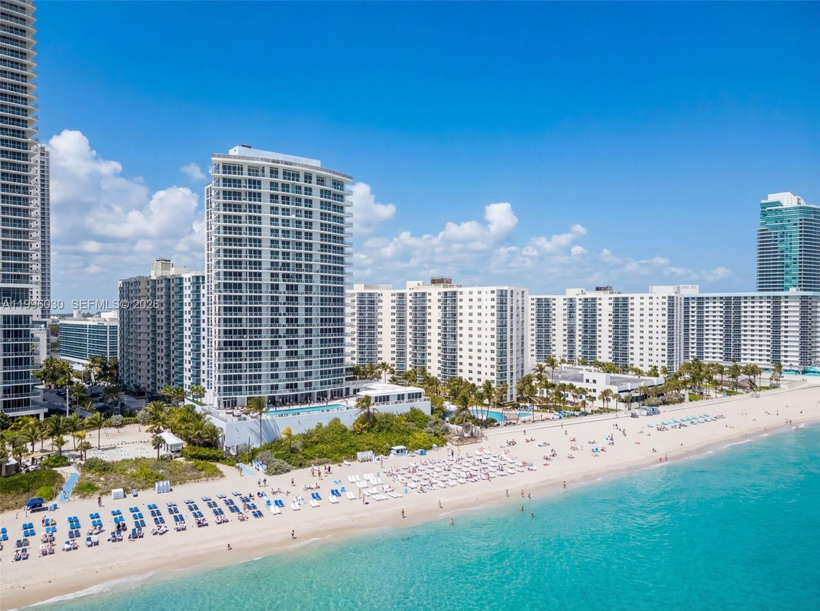 APOGEE BEACH CONDOMINIUM - Residential
