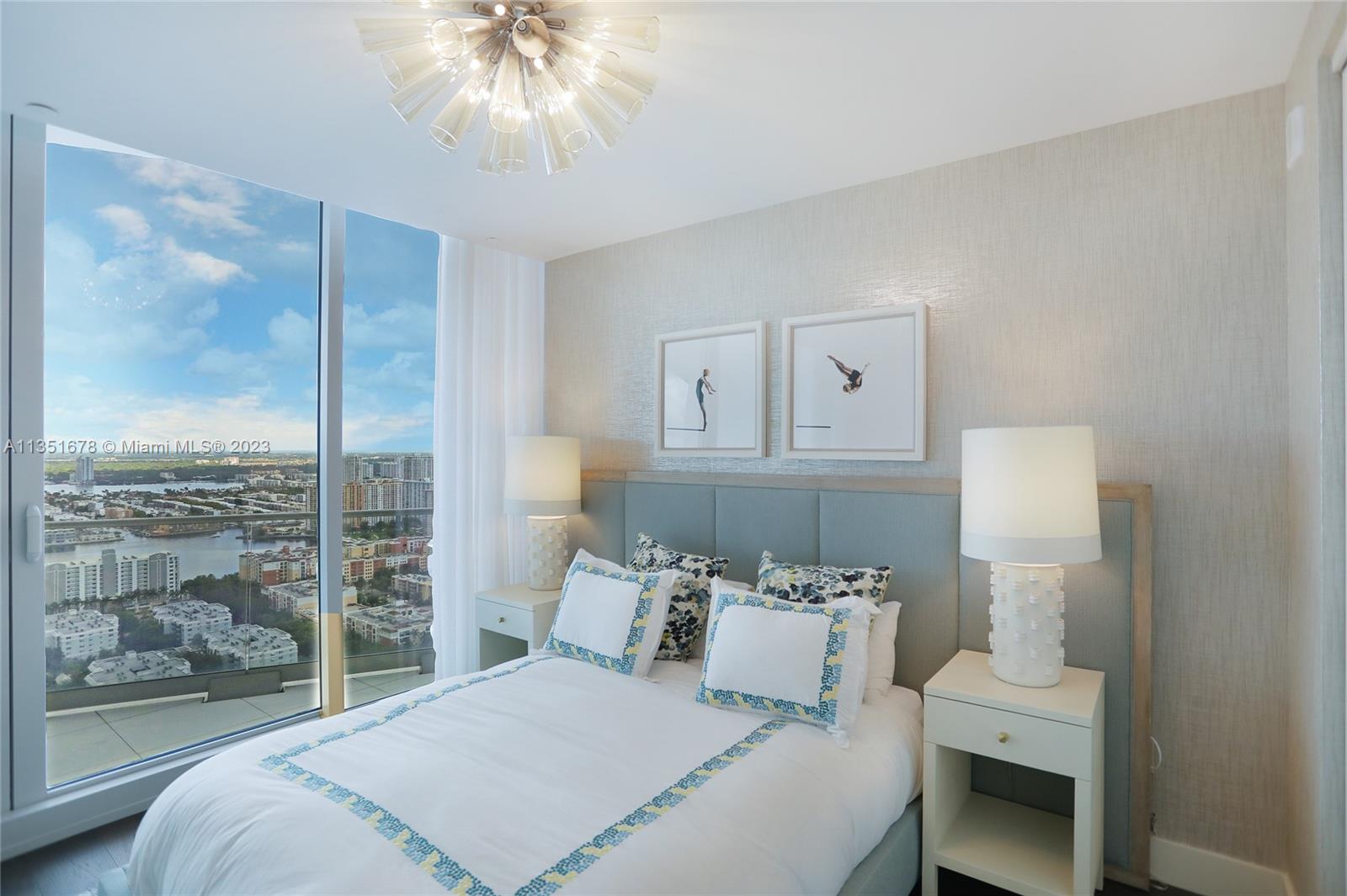 JADE SIGNATURE CONDO - Residential