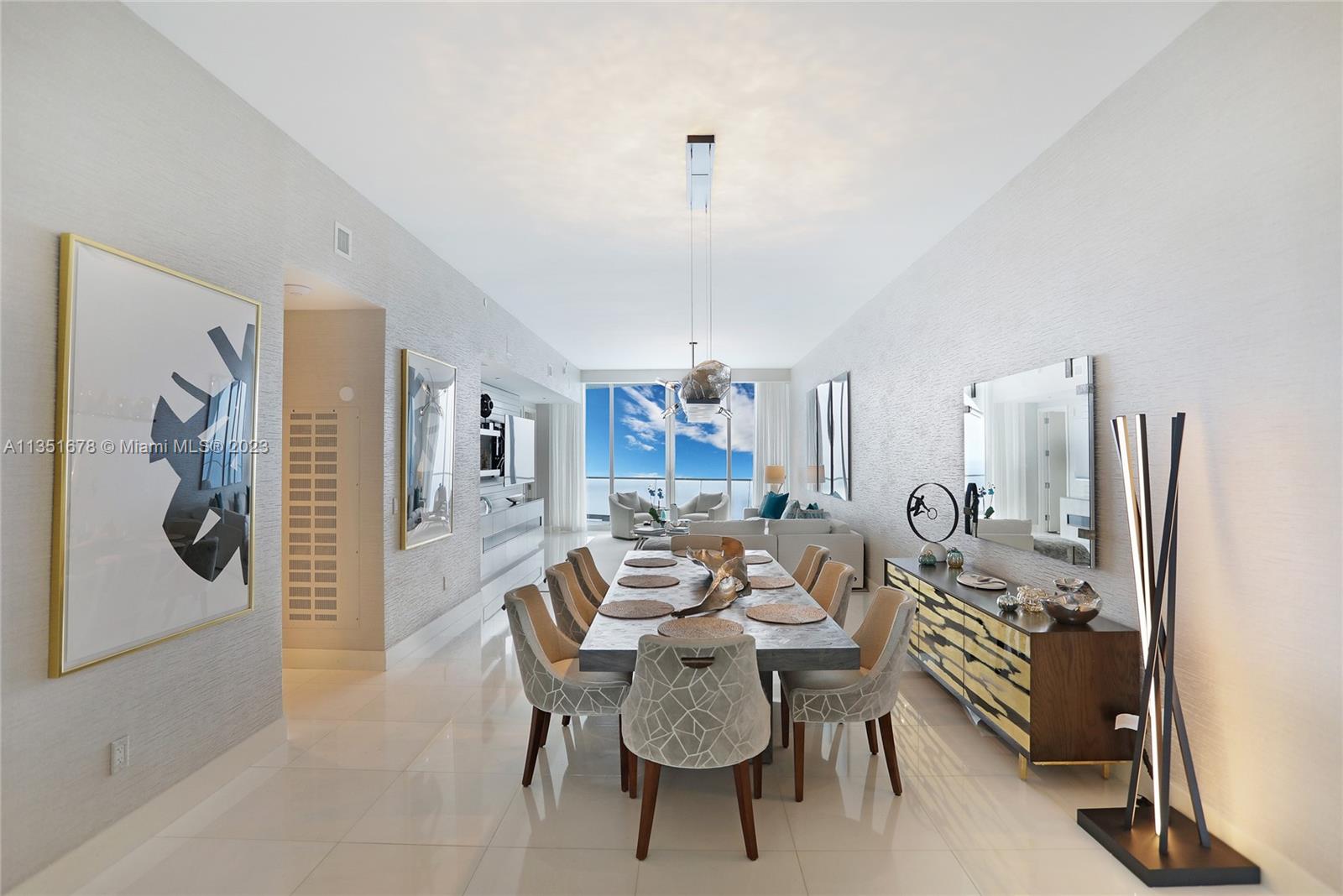 JADE SIGNATURE CONDO - Residential