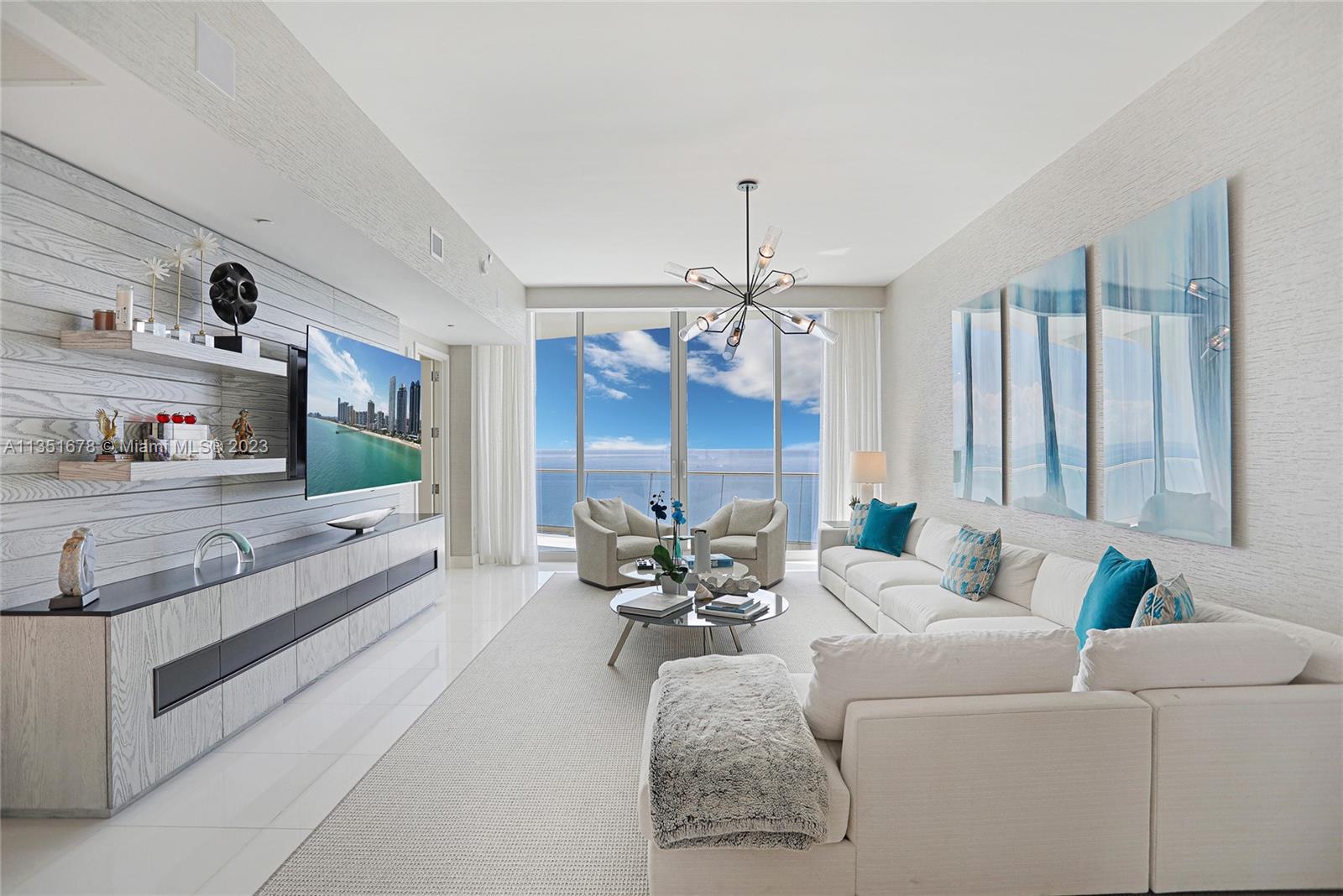 JADE SIGNATURE CONDO - Residential
