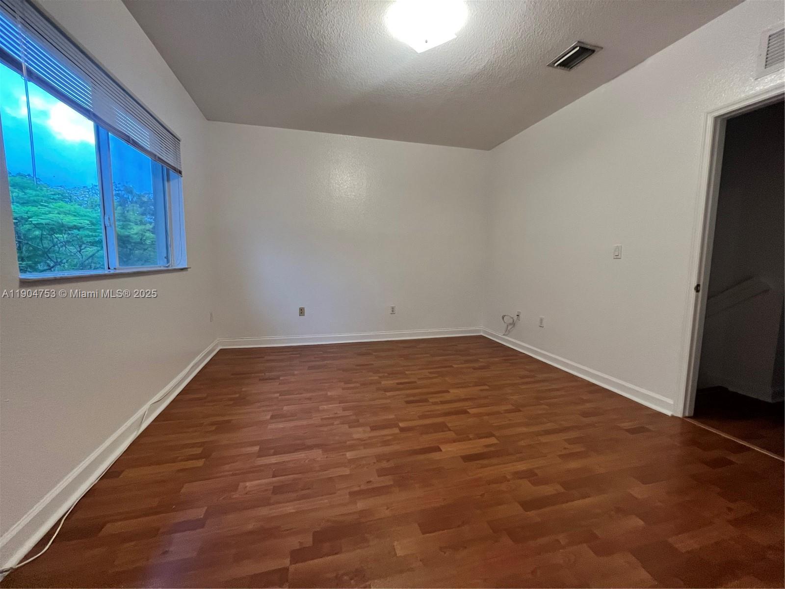 SANTA BARBARA - Residential