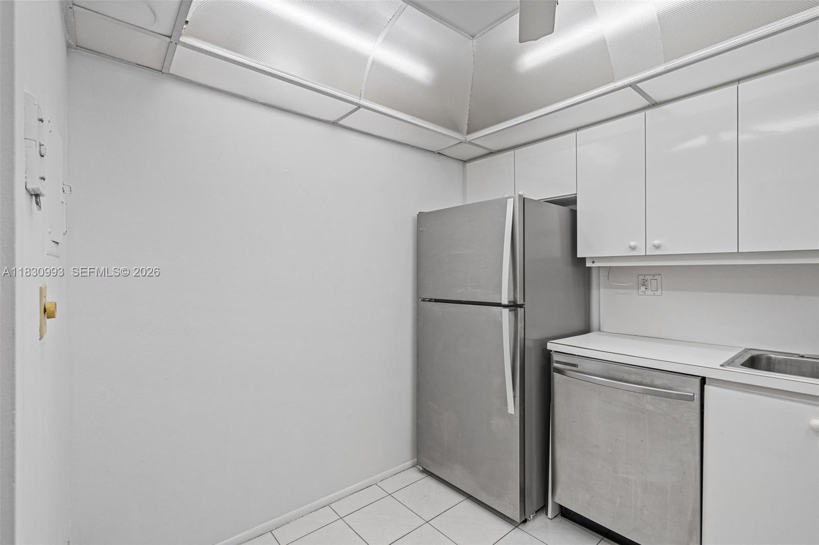 PARKER PLAZA CONDO ESTATE - Residential