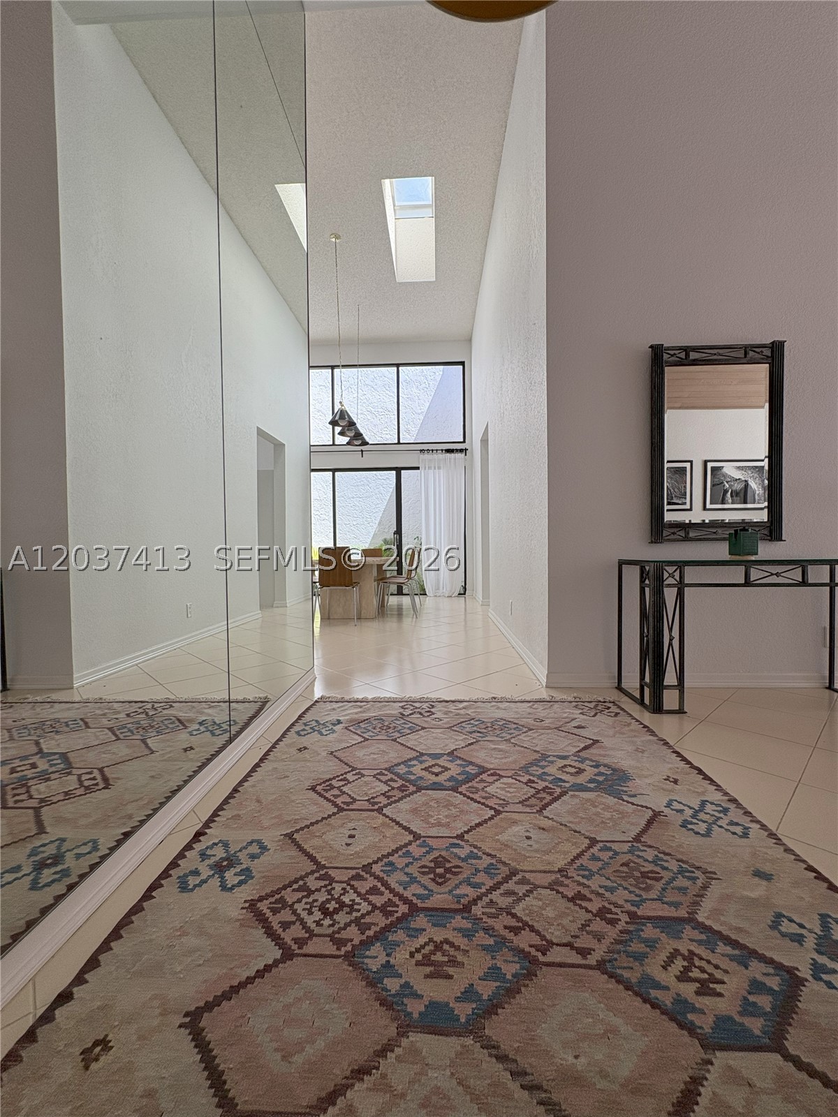 WINDSOR WAY 1 - Residential Lease