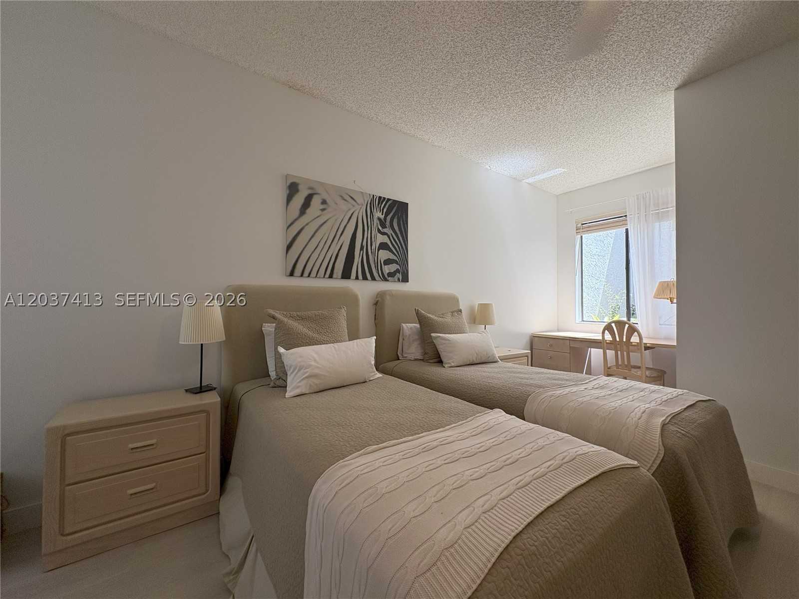 WINDSOR WAY 1 - Residential Lease