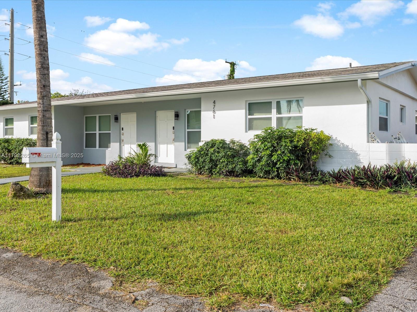 GOLD COAST TWIN VILLAS WE - Residential Income