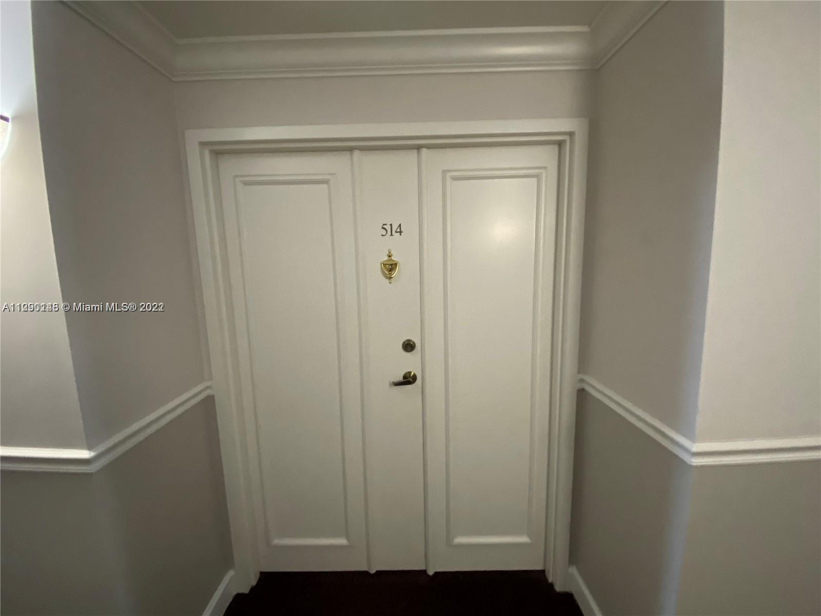 DORAL HOUSE CONDO NO 3 - Residential