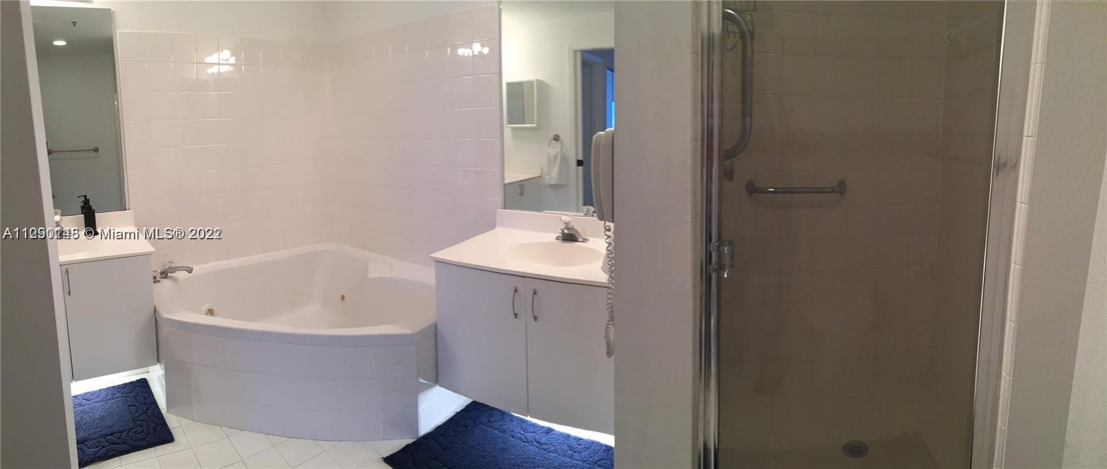 DORAL HOUSE CONDO NO 3 - Residential