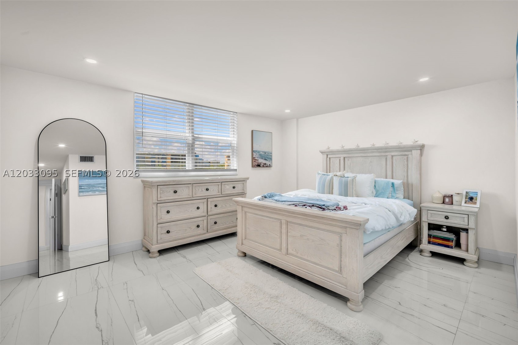 MEADOWBROOK LAKES VIEW CO - Residential Lease