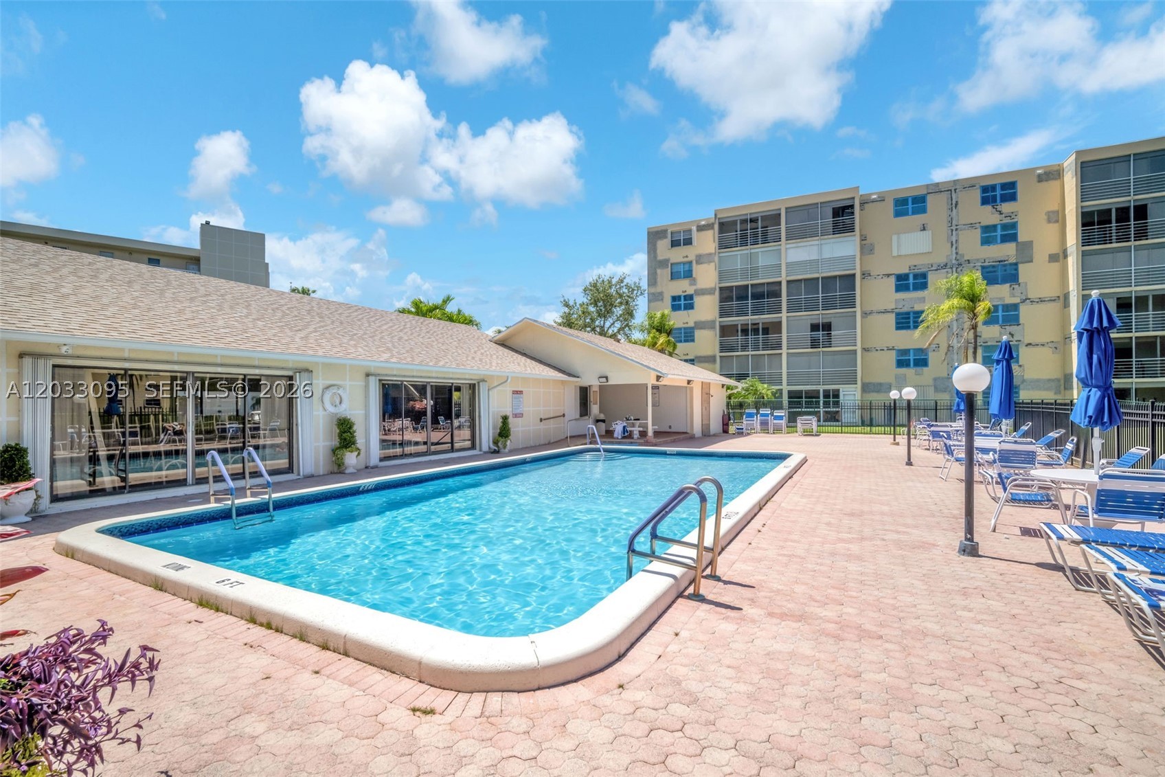MEADOWBROOK LAKES VIEW CO - Residential Lease