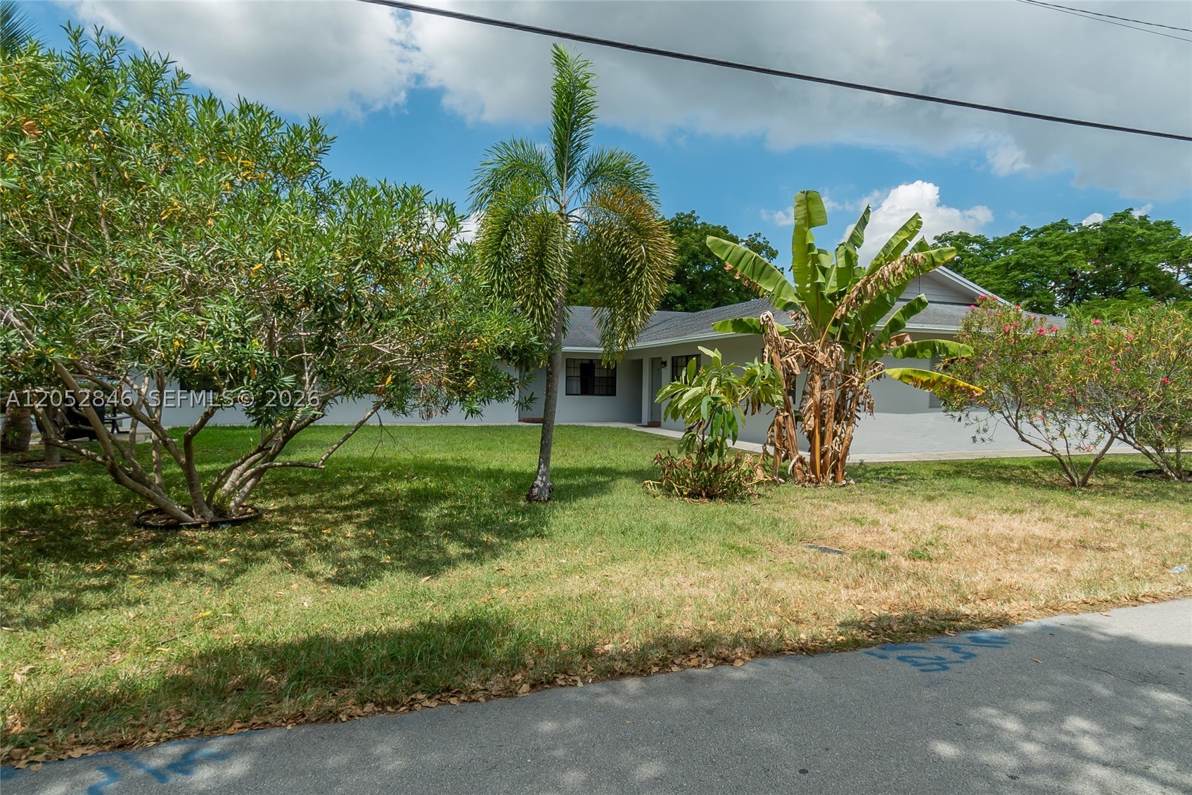 OAKLAND PARK SECOND ADD - Residential Income