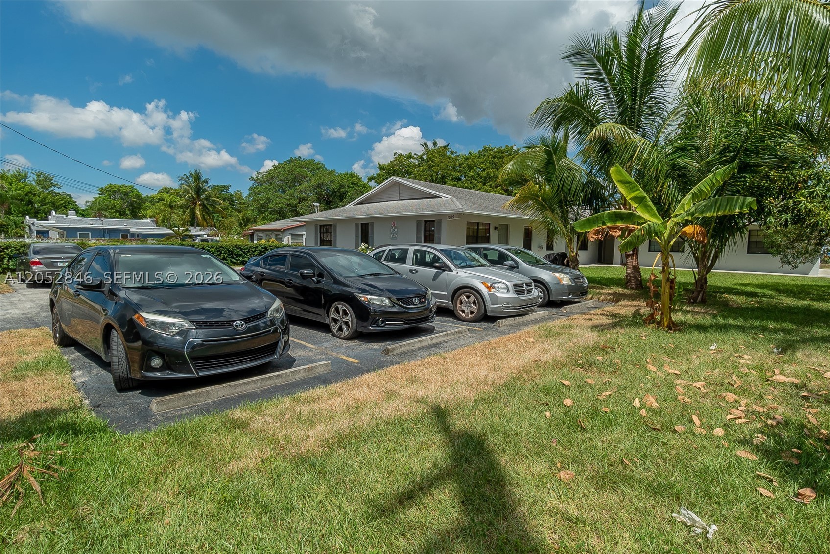 OAKLAND PARK SECOND ADD - Residential Income
