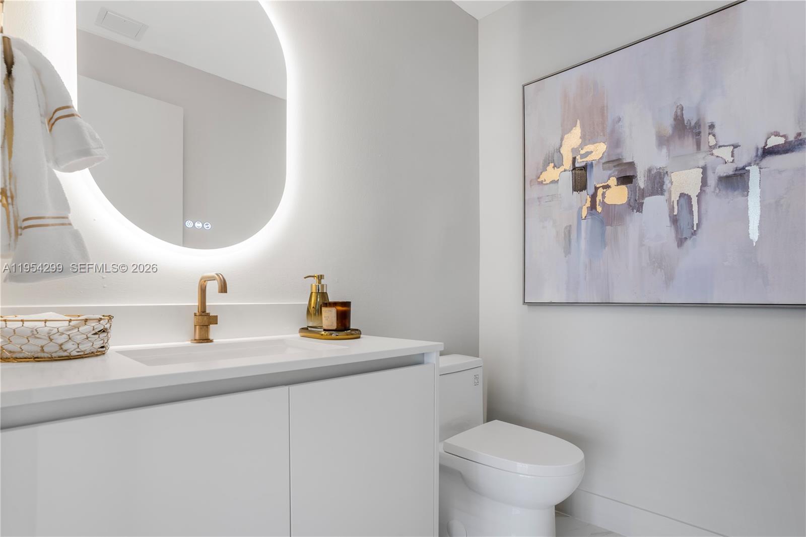 ARIA RESERVE SOUTH - Residential