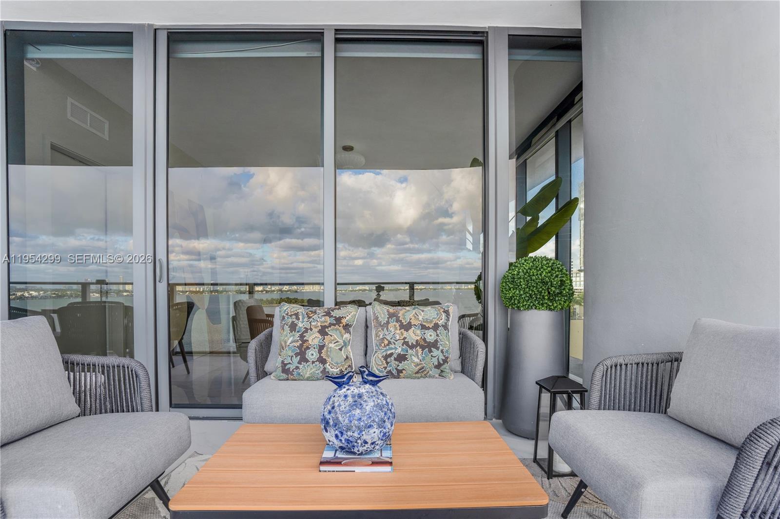 ARIA RESERVE SOUTH - Residential