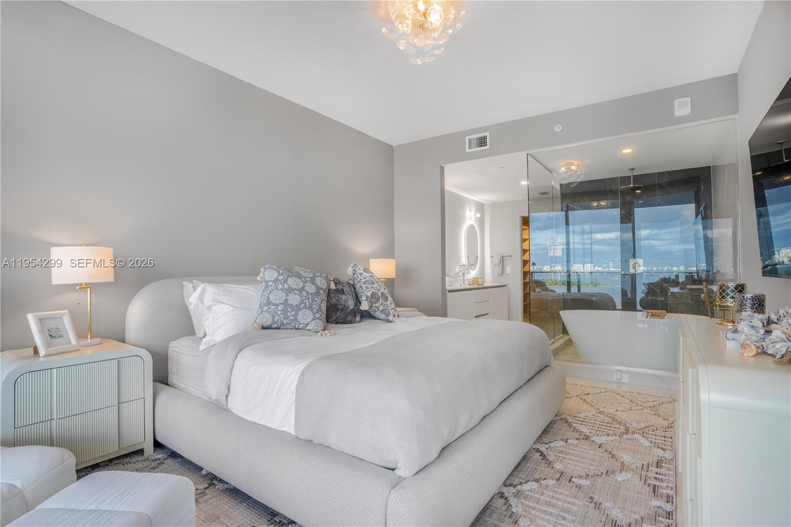 ARIA RESERVE SOUTH - Residential