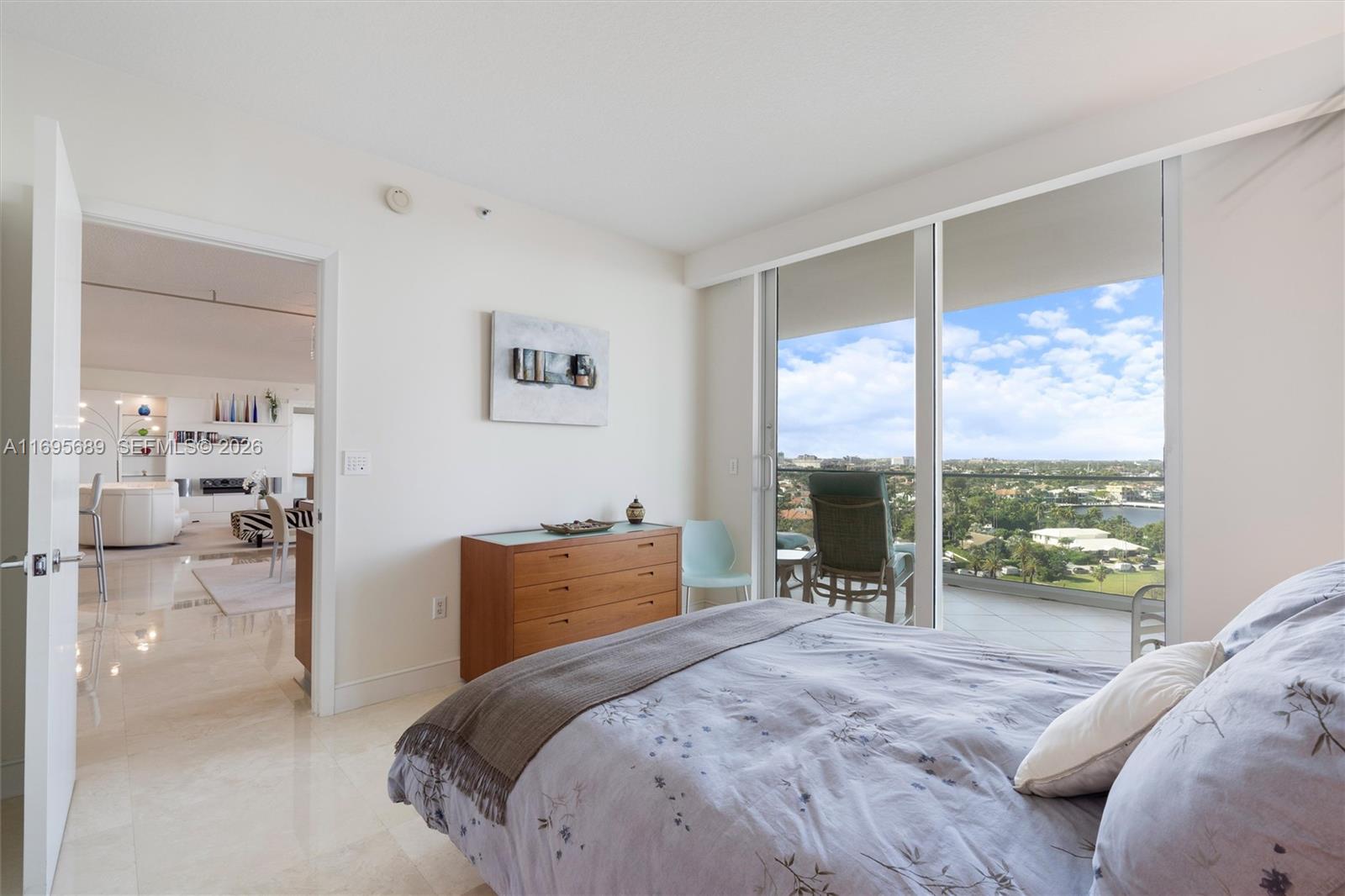 HARBOURAGE PLACE CONDO - Residential