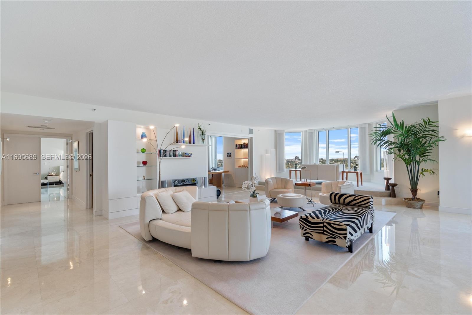 HARBOURAGE PLACE CONDO - Residential