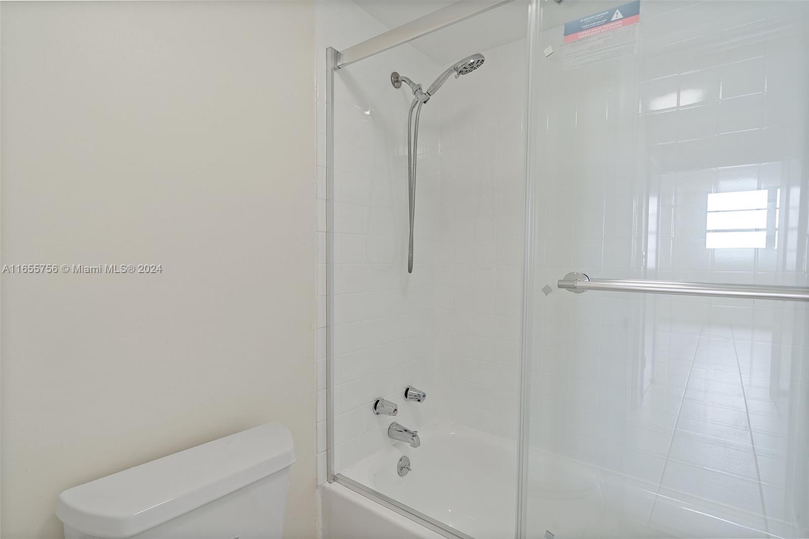 Island Terrace Condo - Residential Lease