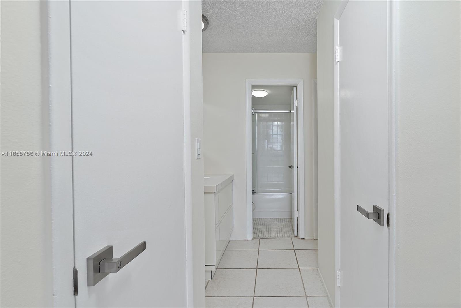 Island Terrace Condo - Residential Lease