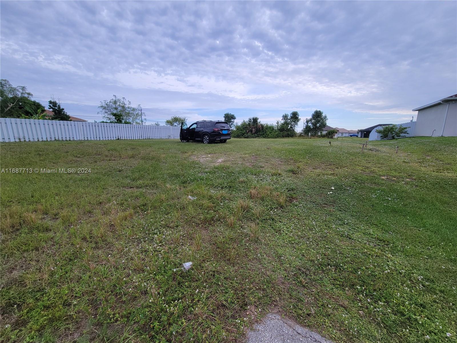 Cape Coral - Land