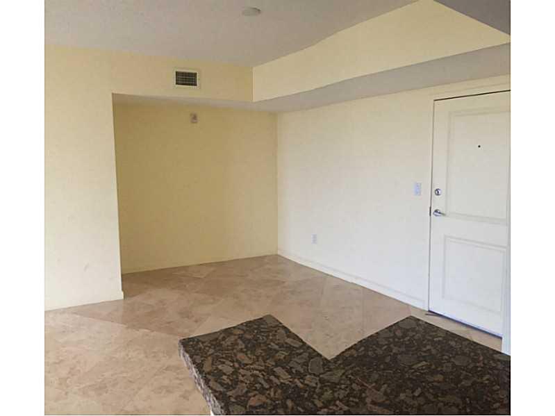 BREEZE CONDO - Residential Lease