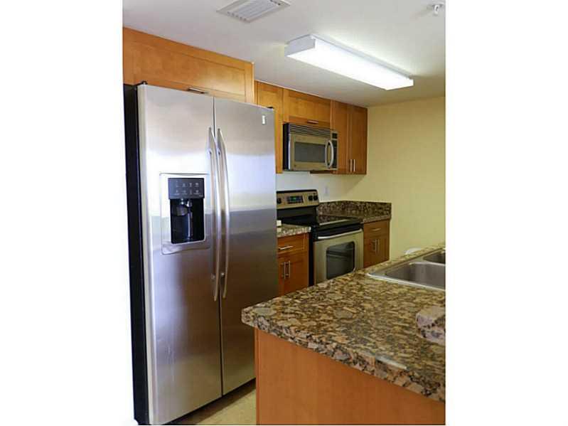 BREEZE CONDO - Residential Lease