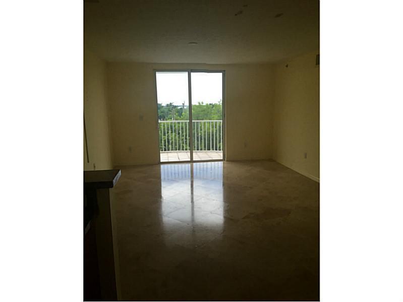 BREEZE CONDO - Residential Lease