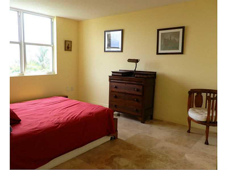 BREEZE CONDO - Residential Lease