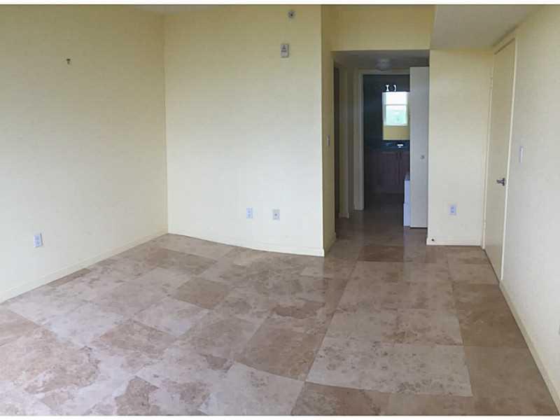 BREEZE CONDO - Residential Lease