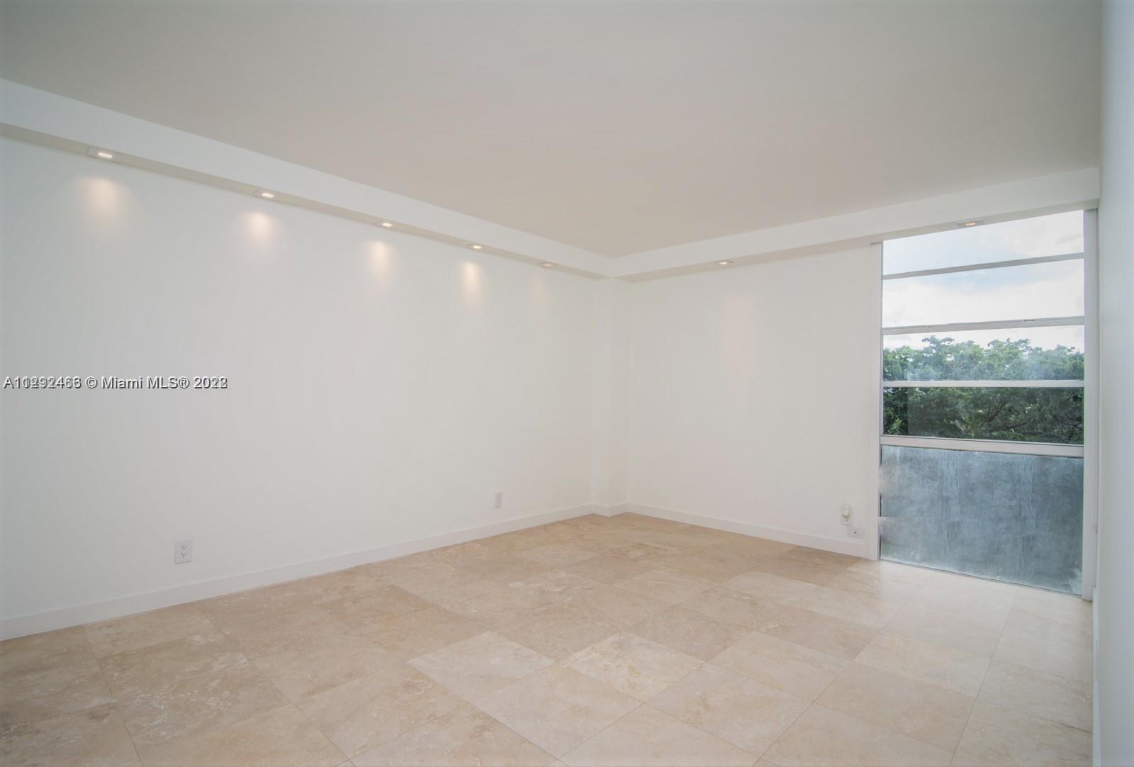 BRAVURA I CONDO - Residential