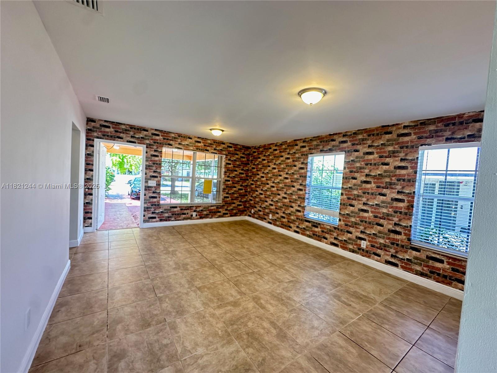 LIBERIA - Residential Lease
