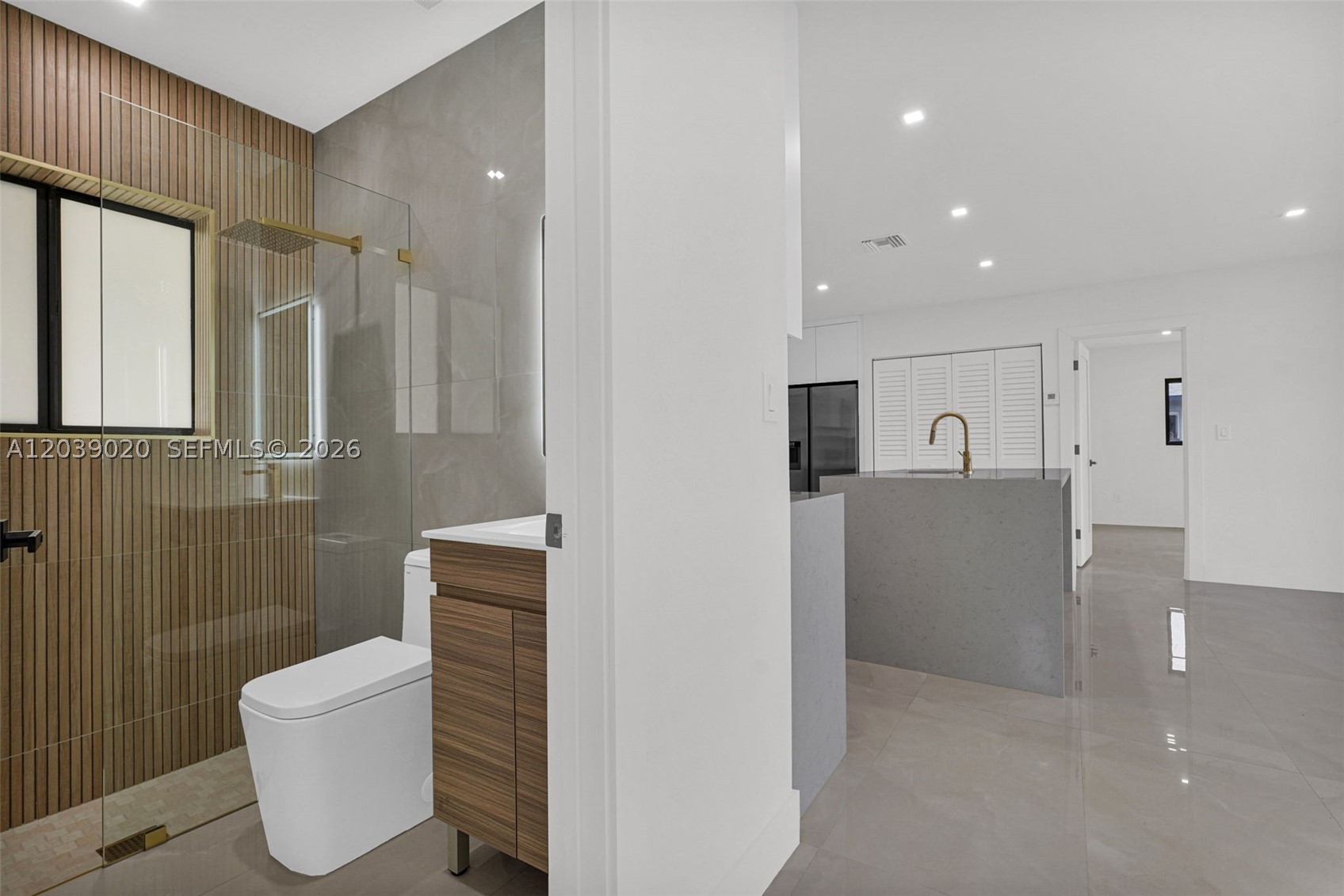 REALSITE ESTATES SEC 1 - Residential