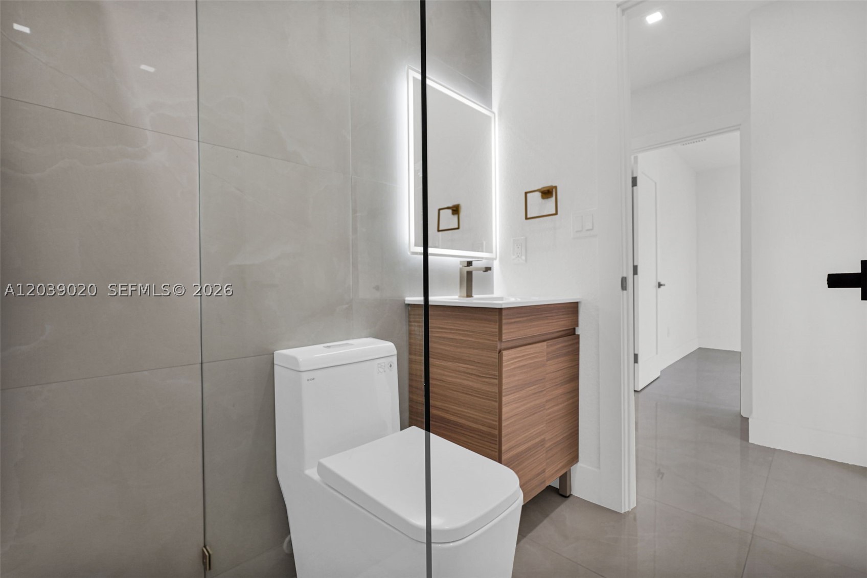 REALSITE ESTATES SEC 1 - Residential