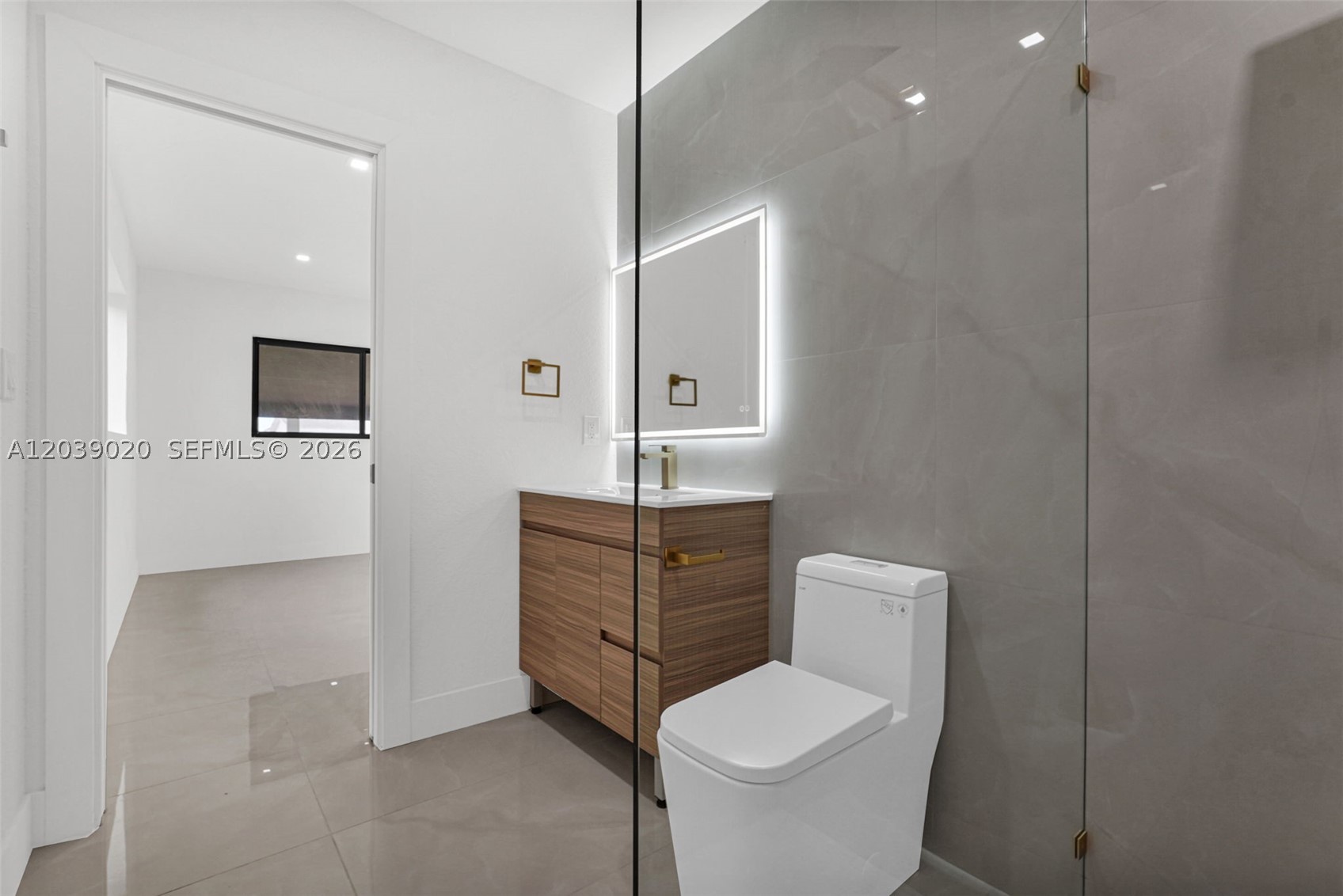 REALSITE ESTATES SEC 1 - Residential