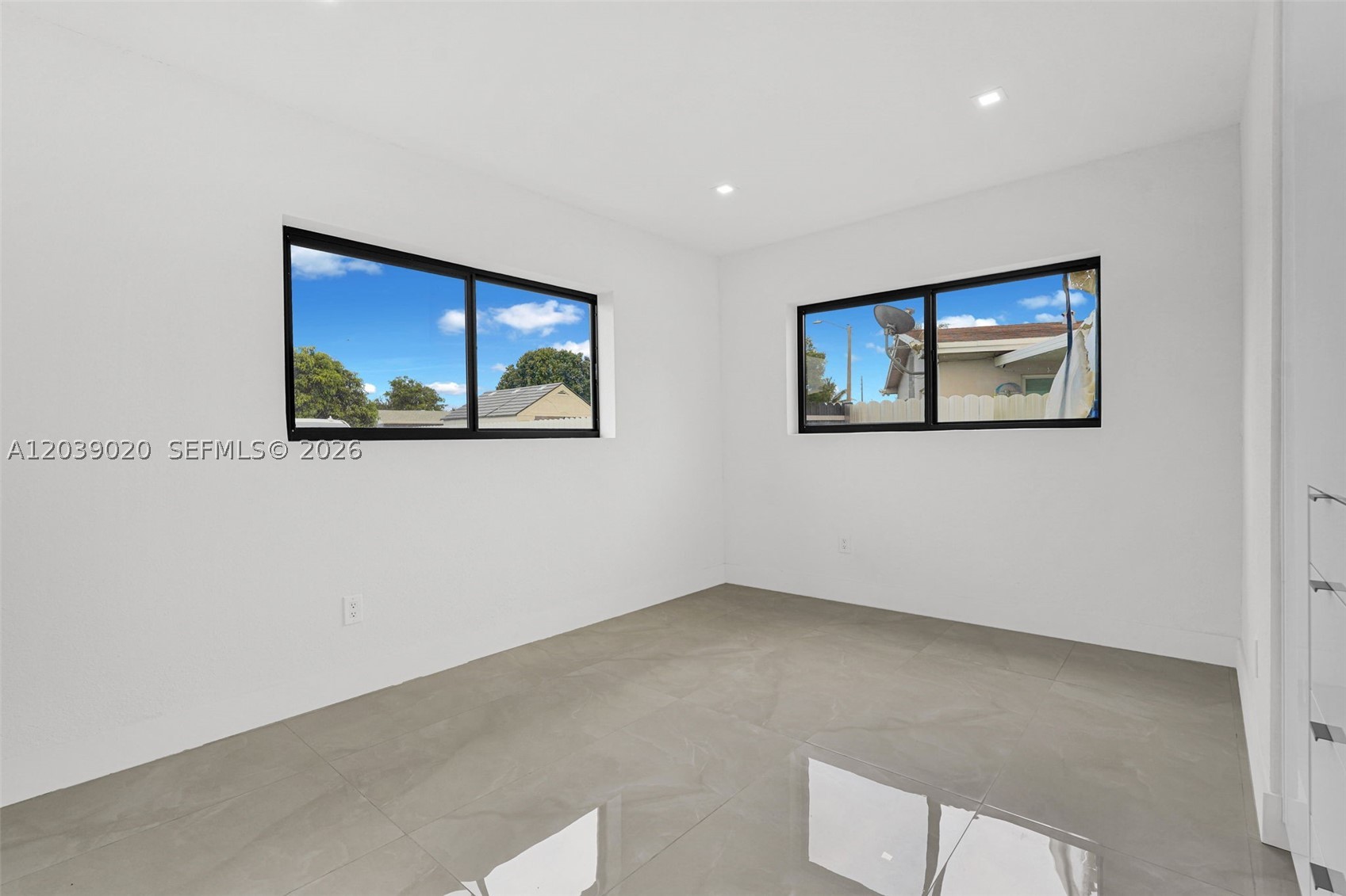 REALSITE ESTATES SEC 1 - Residential