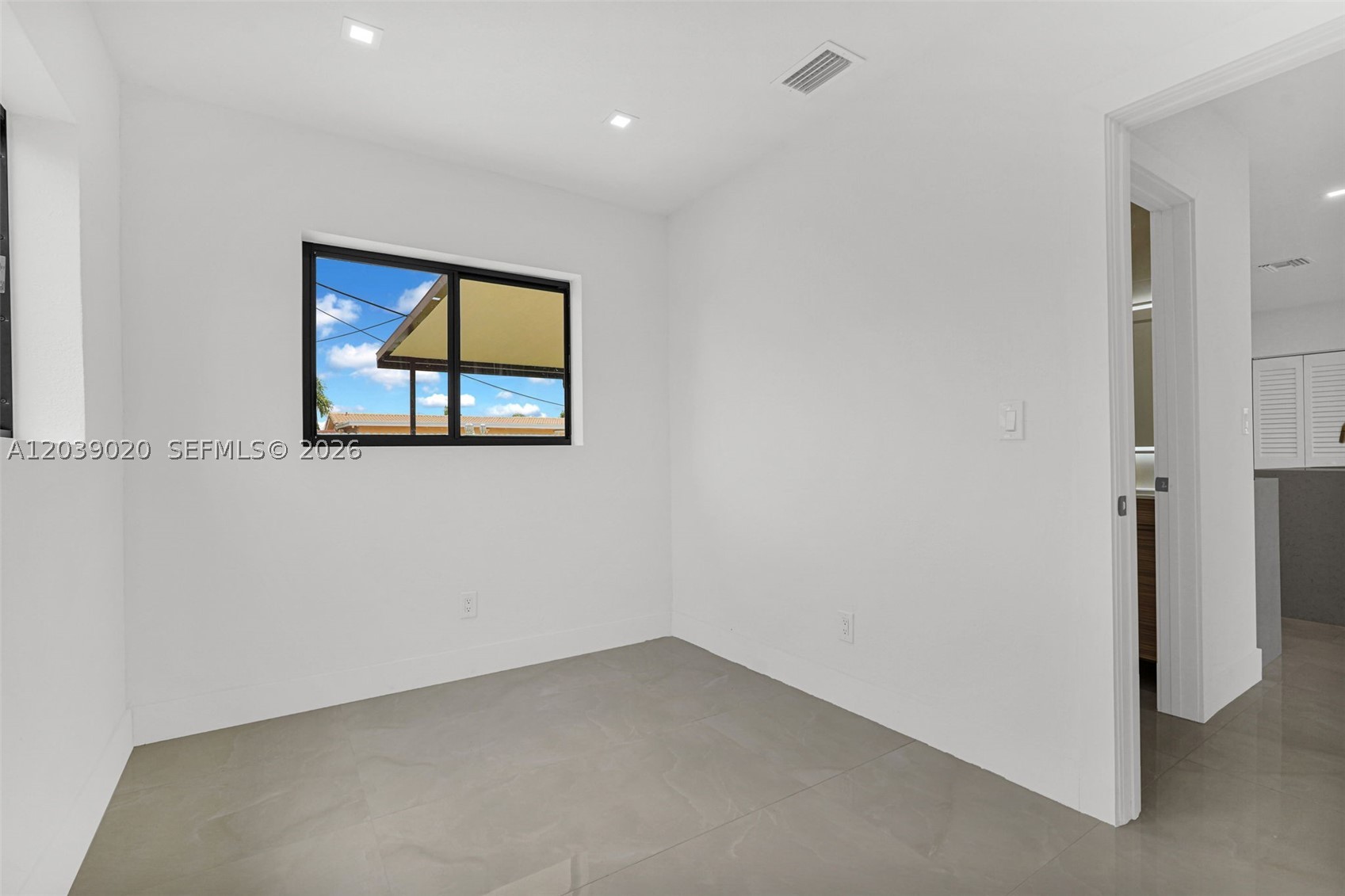 REALSITE ESTATES SEC 1 - Residential