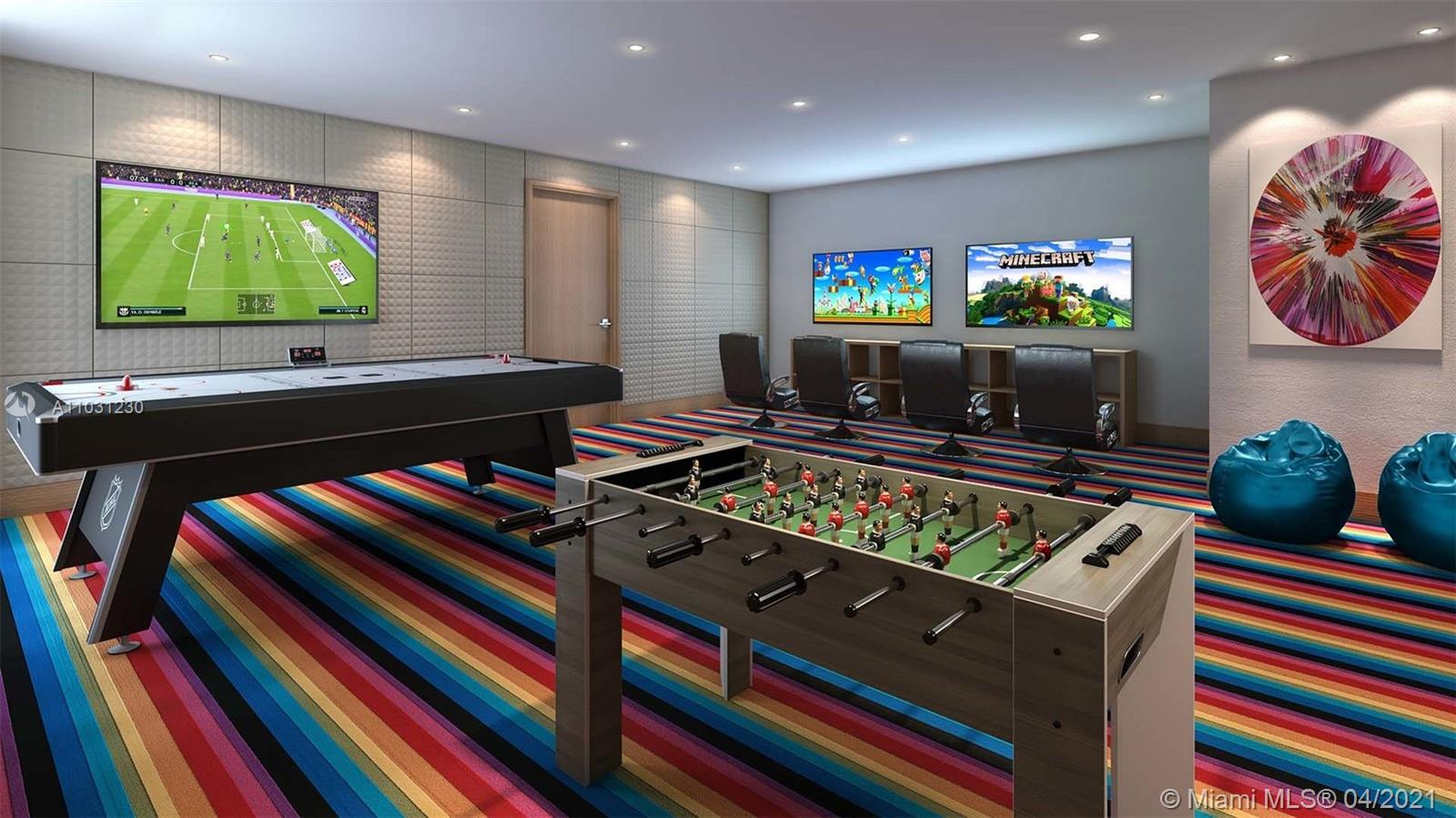 TURNBERRY OCEAN CLUB - Residential