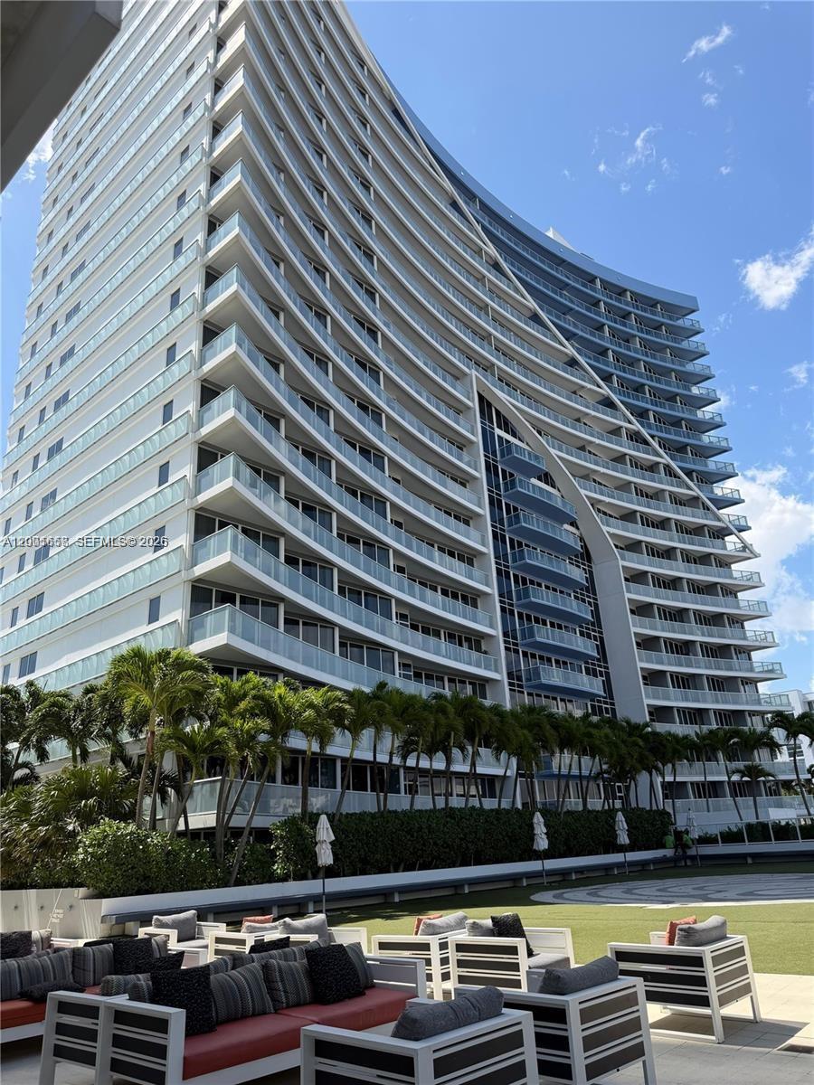 FORT LAUDERDALE RESIDENCE - Residential
