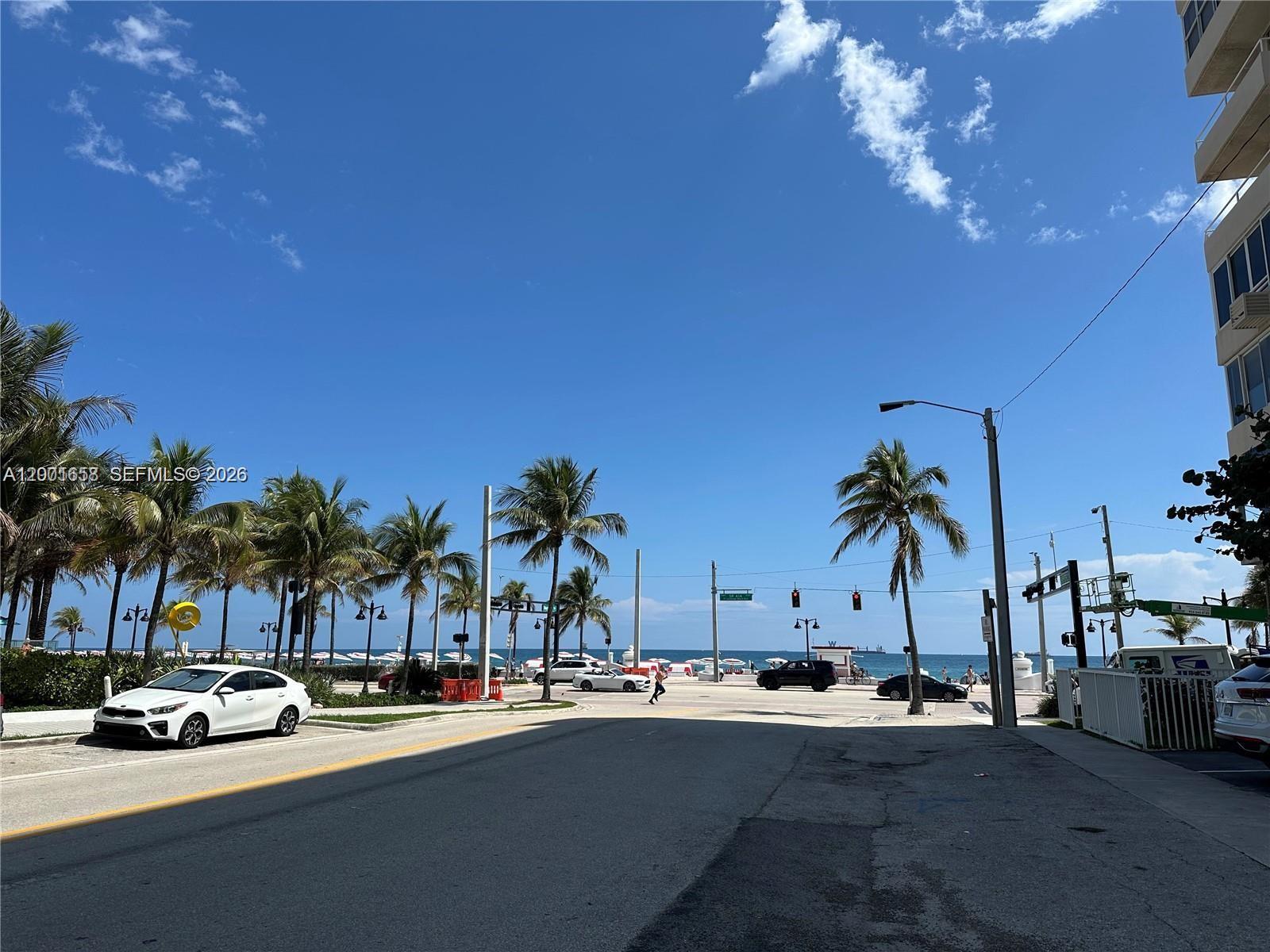 FORT LAUDERDALE RESIDENCE - Residential