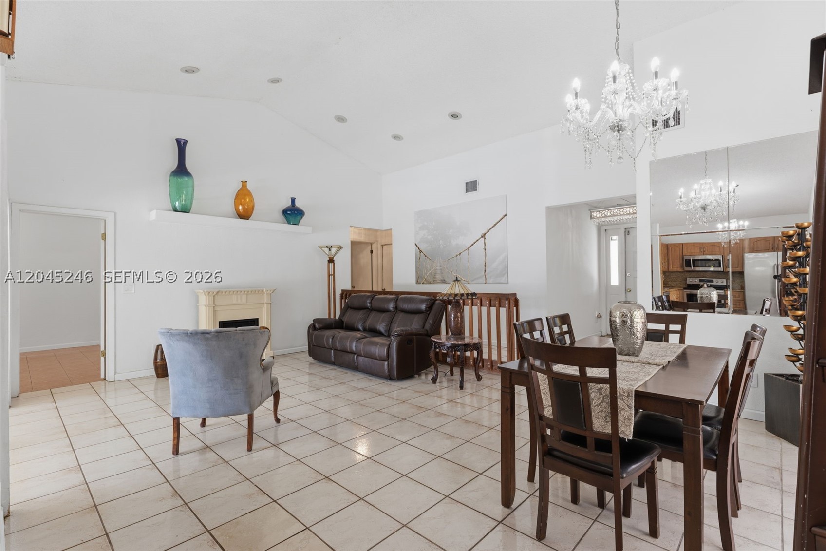 AVALON LAKES - Residential