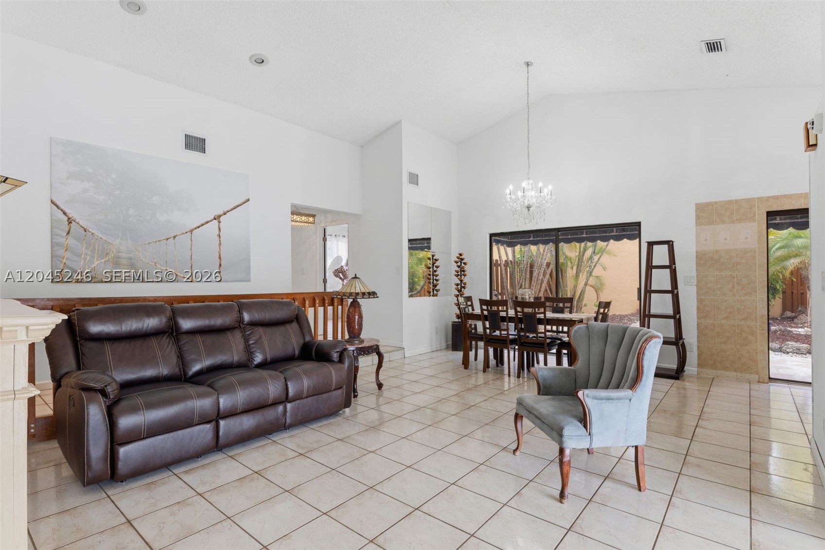 AVALON LAKES - Residential